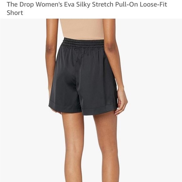 Silky stretch pull on short - Picture 2 of 4